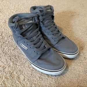 🚫SOLD Gray Airwalk High-tops